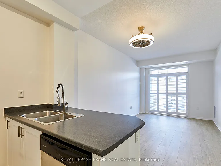 84 Aspen Springs Dr #112 — Photo 9