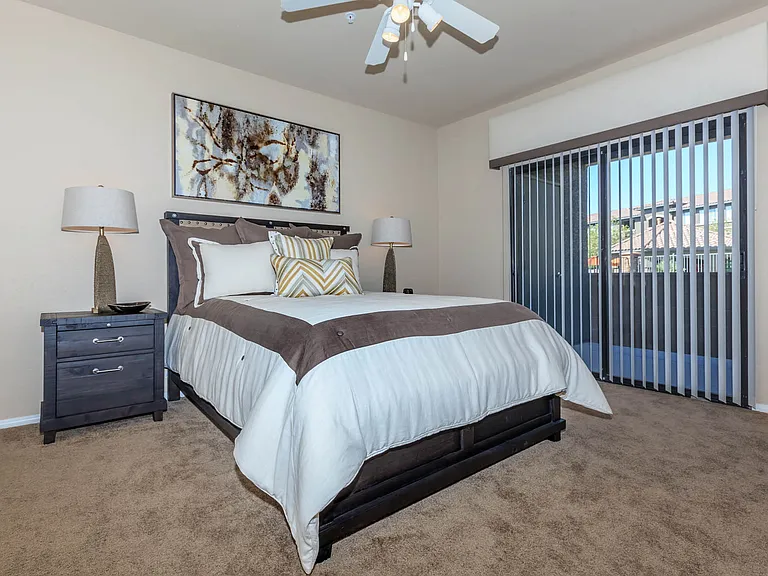 2a2 1140 SQFT 2 Bed 2 Bath