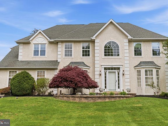 2nd image of 2641 Fawn Ln