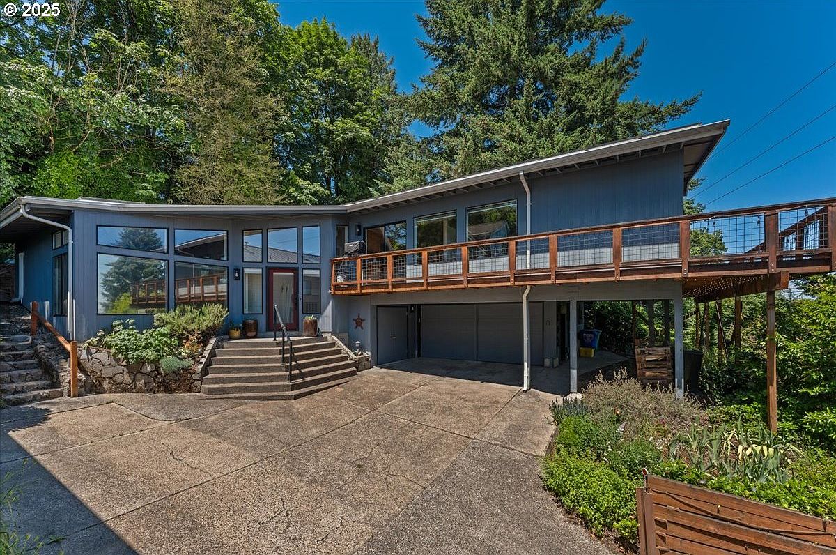 7237 S Corbett Ave, Portland, OR 97219 | Zillow