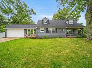 2039 S Green Rd, South Euclid, OH 44121