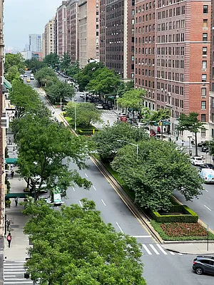 Sold by Brown Harris Stevens | media 25