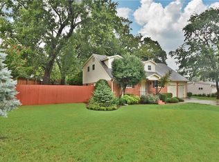 731 East Dr, Edmond, OK 73034
