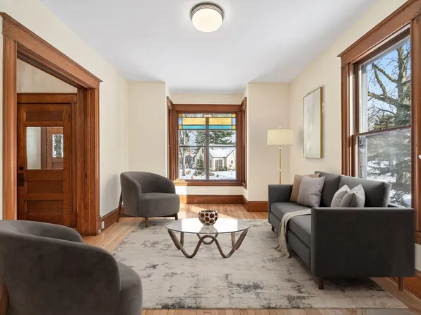 2302 Brewster St, Saint Paul, MN 55108