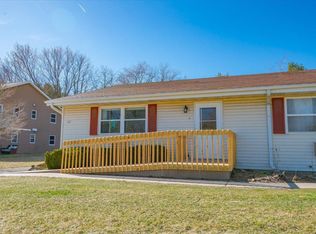 665 S Main St APT 4, Oregon, WI 53575