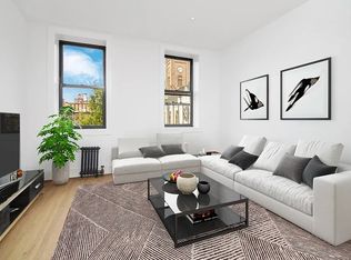 207 E 4th St APT 5, New York, NY 10009