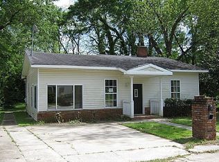 147 Hamilton Ave, Winder, GA 30680