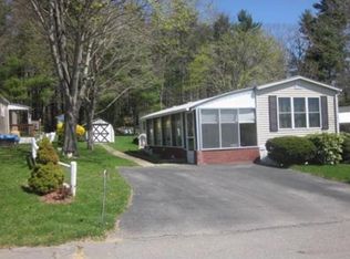 7 First St, Sturbridge, MA 01566