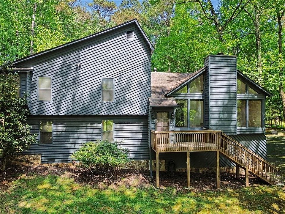 1st image of 235 Emerald Cove Ln
