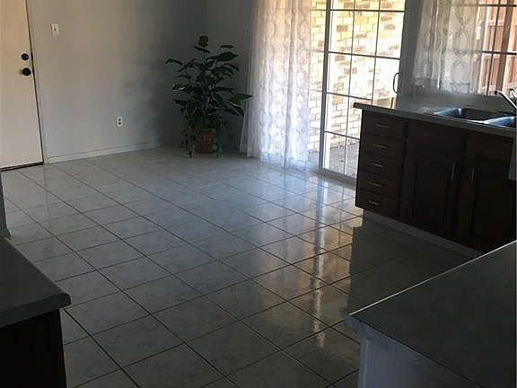 5th image of 334 Woodhurst Dr