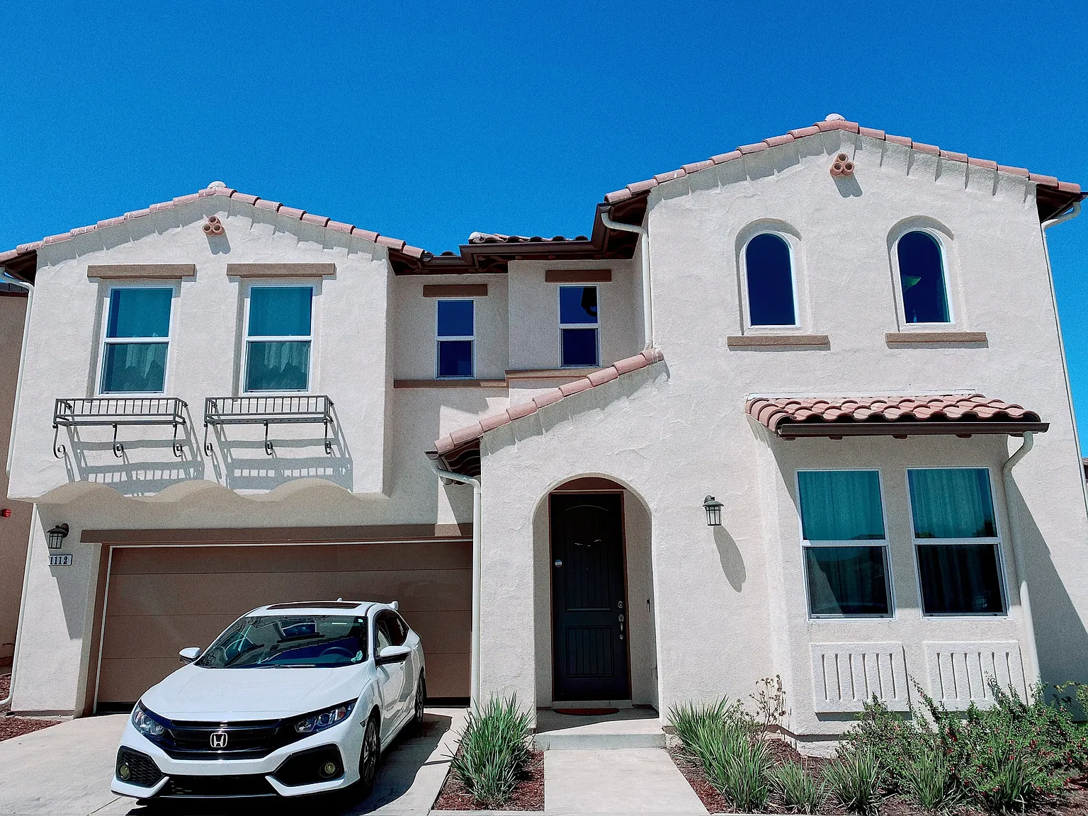 1112 Fox Field Ln — Photo 1