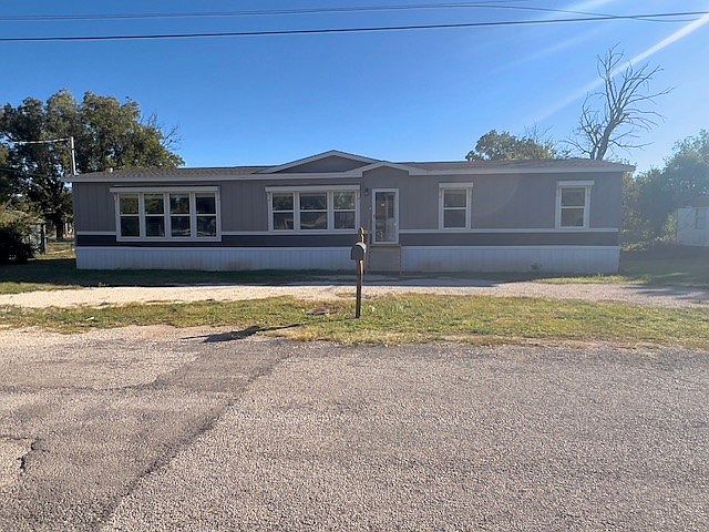 1st image of 705 W Pierce St
