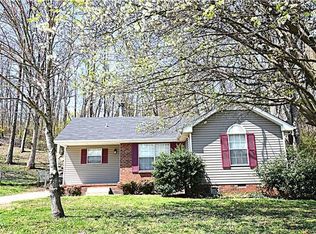 325 Scotts Creek Pl, Hermitage, TN 37076
