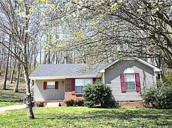 325 Scotts Creek Pl, Hermitage, TN 37076