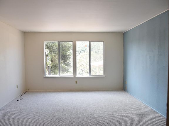 Larger master bedroom with epic views.