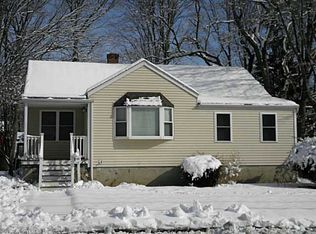 45 Pumpkin Delight Rd, Milford, CT 06460