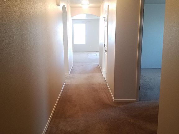 3rd image of 4623 S Chariot Ave