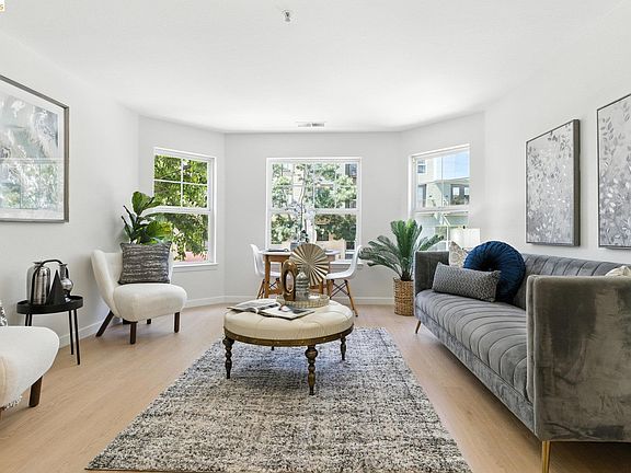 2nd image of 555 10th St APT 201
