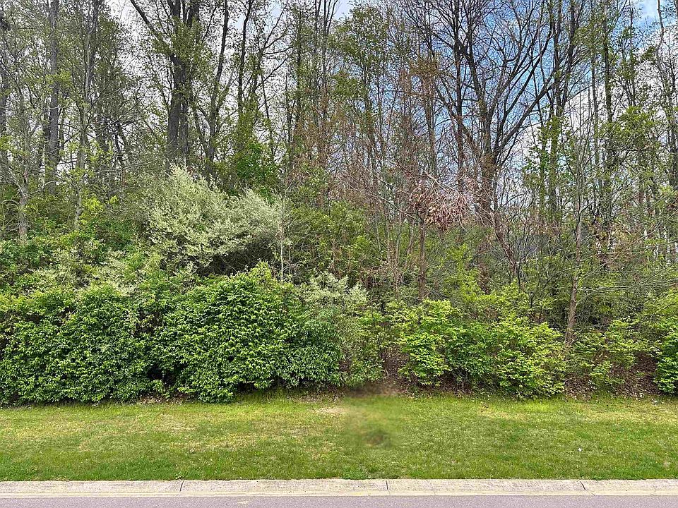 1st image of 53264 Summer Breeze Dr
