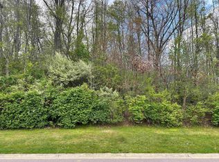53264 Summer Breeze Dr, South Bend, IN 46637