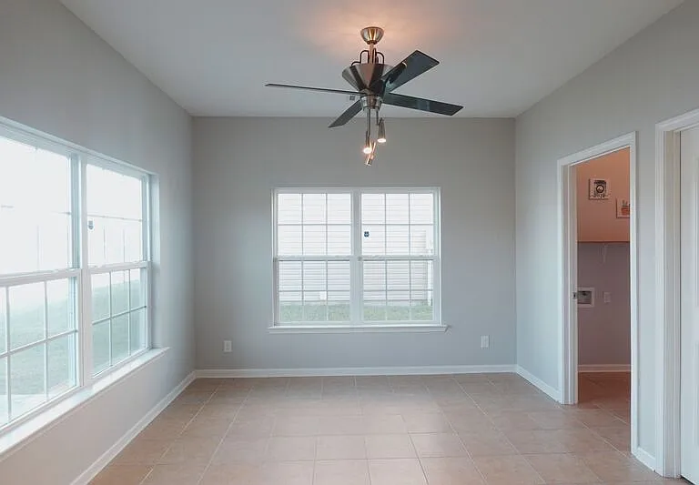 25 Litchfield Dr — Photo 21