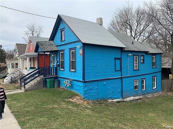 2nd image of 317 Lydell St