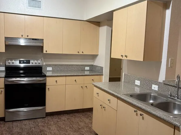 360 Crestwood Cir APT 306, Royal Palm Beach, FL 33411