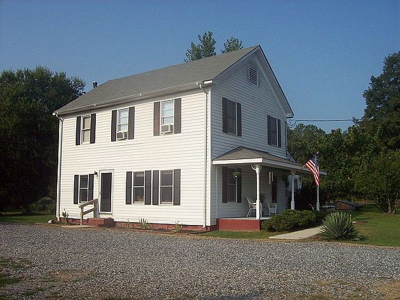 5th image of 4409 Centralia Rd