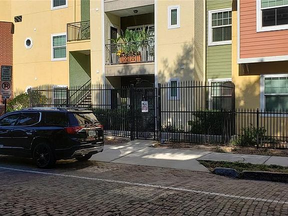 3rd image of 1910 E Palm Ave APT 10304