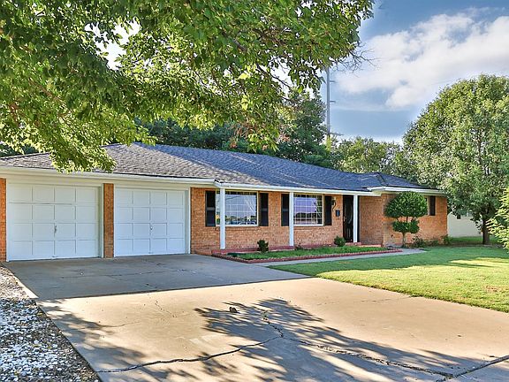 2nd image of 6909 Lynnhaven Dr