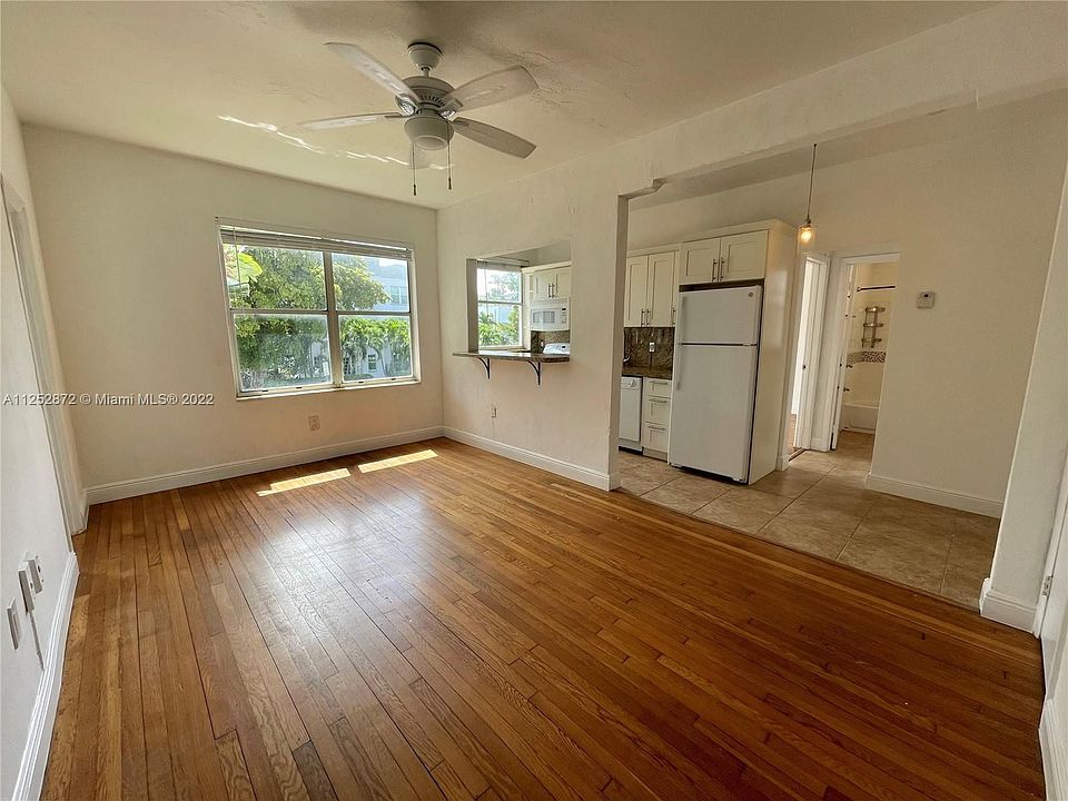 1st image of 1030 Jefferson Ave APT 6