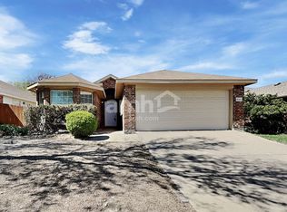 2045 Old Glory Ln, Forney, TX 75126