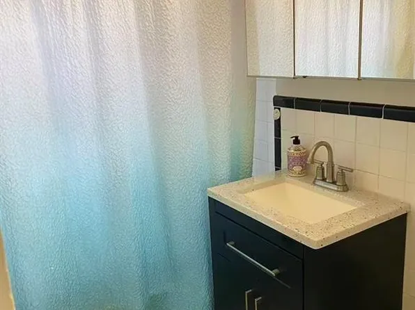 42-52 Layton Street image 9 of 10