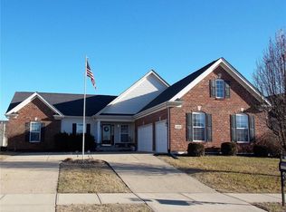 3419 Chippewa Dr, Belleville, IL 62221