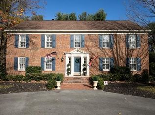 203 Crestwood Dr, Johnson City, TN 37601