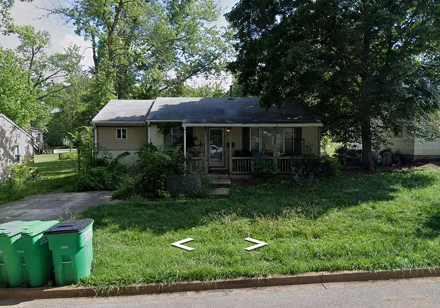 214 Spruce St