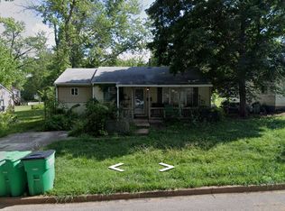 214 Spruce St, Farmington, MO 63640