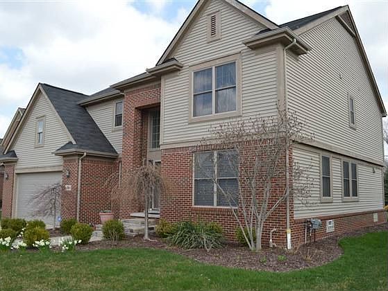 2nd image of 758 Grandview Dr