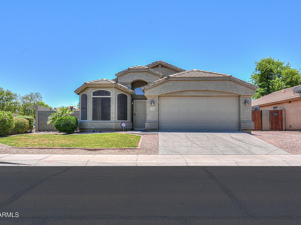 1st image of 43689 W CAHILL Drive