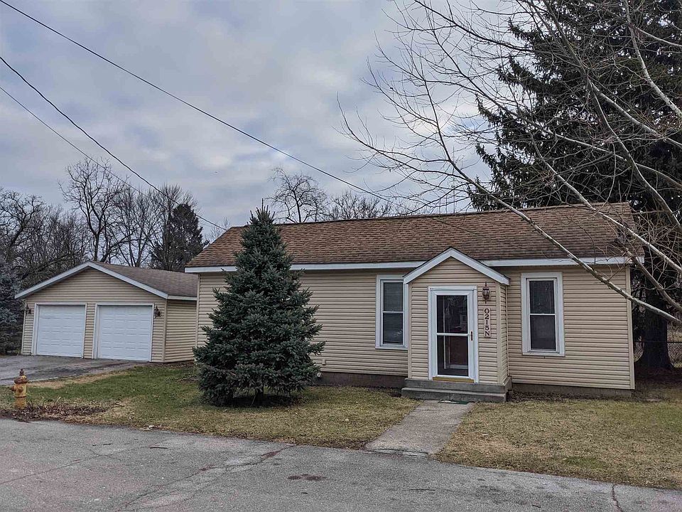 1st image of 215 N Wausau Ct