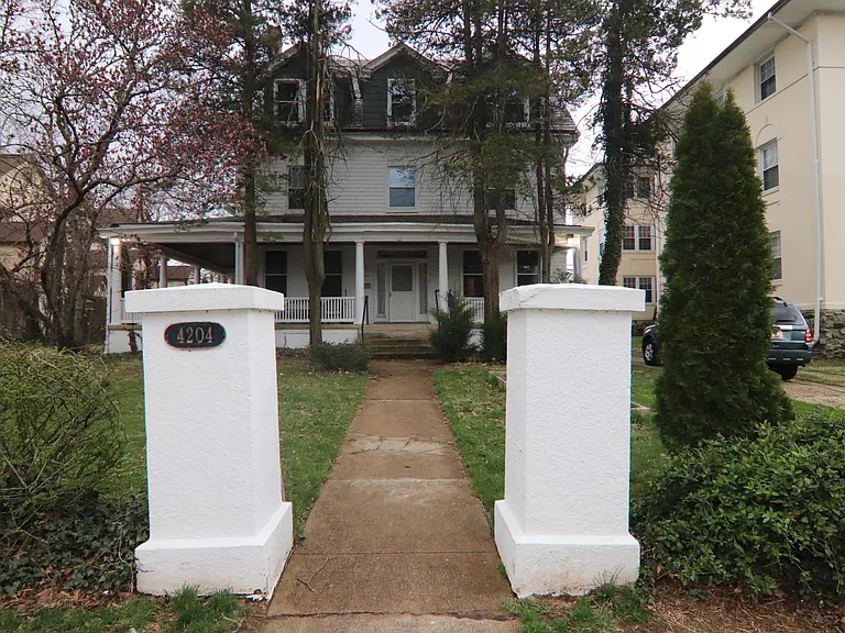 4204 Roland Ave #1 — Photo 2