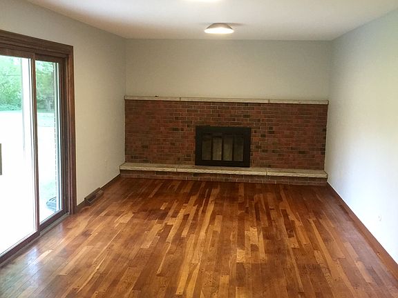 5th image of 979 Lober Dr