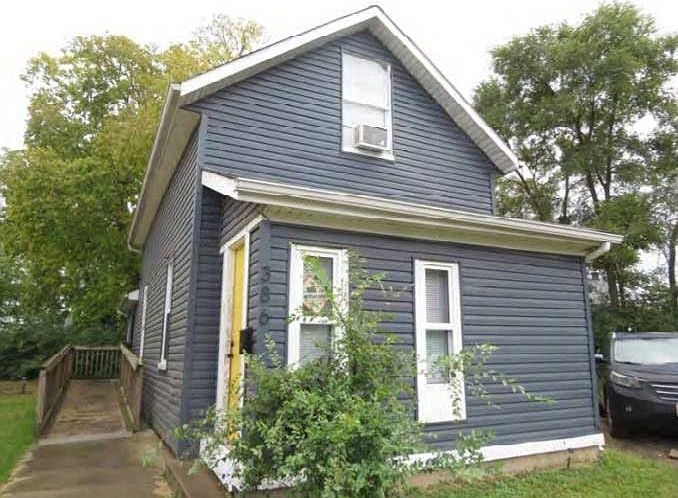 1st image of 386 Johnson St
