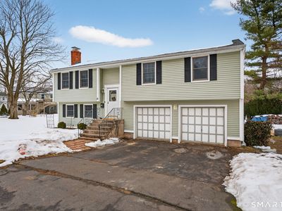 15 Blue Spruce Street, Middletown, CT, 06457