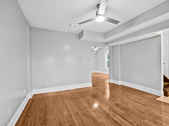 4th image of 1429 E End Ave