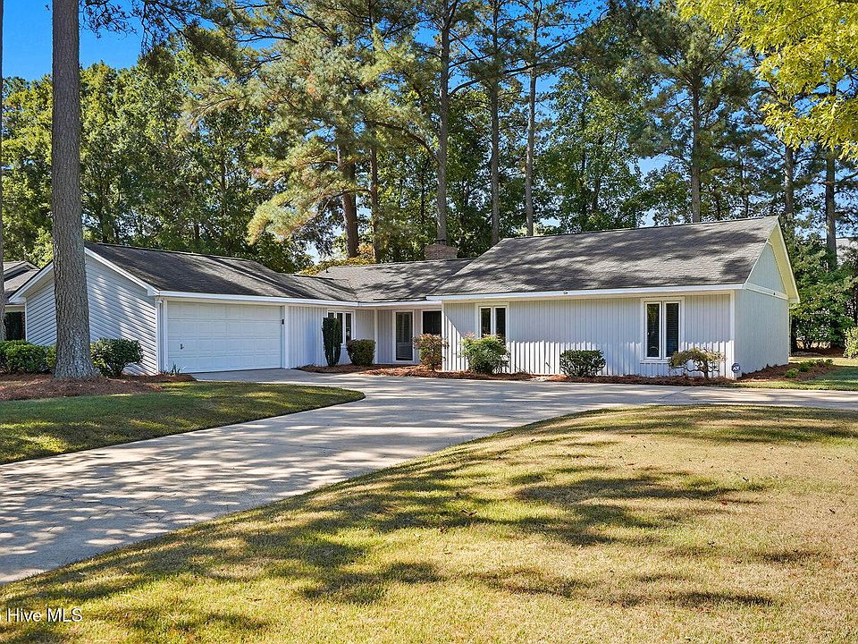 1st image of 3812 Gloucester Road