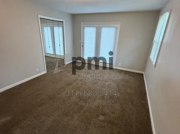 300 N Ellis Rd, Muncie, IN 47303