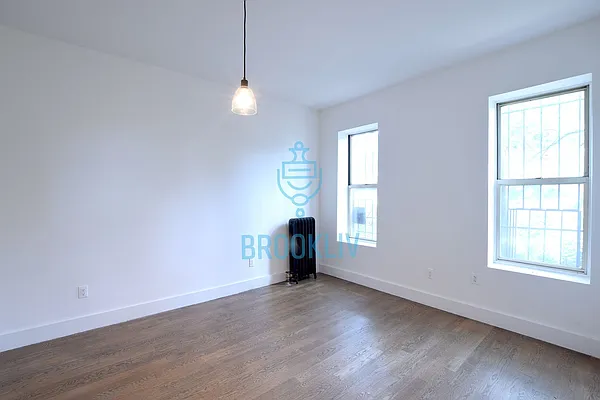 Rented by null | media 19