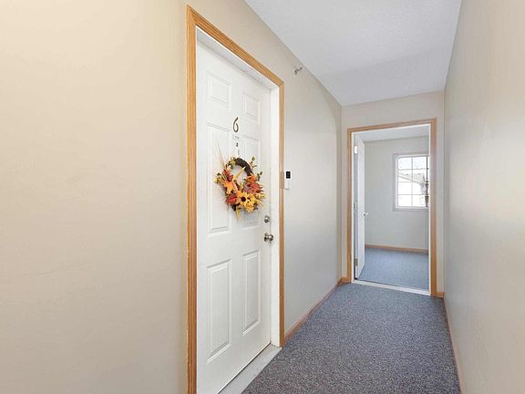 3rd image of 3106 Holiday Ct #6