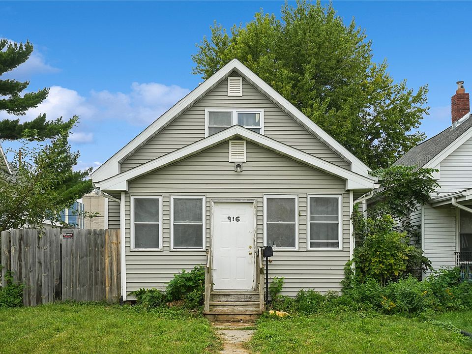 1st image of 916 9th St SW